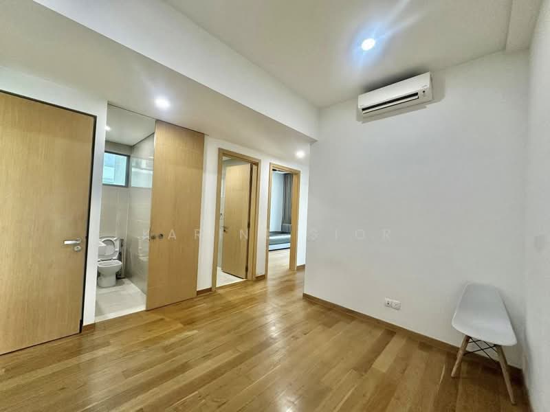 Service Residence for Sale at Southern Marina Residences - Karine Sior - Bathroom - PropertyGuru.com.my