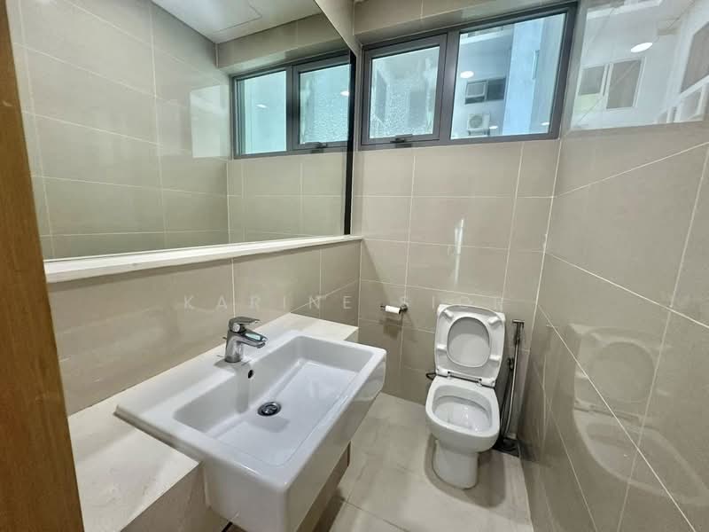 Service Residence for Sale at Southern Marina Residences - Karine Sior - Bathroom - PropertyGuru.com.my