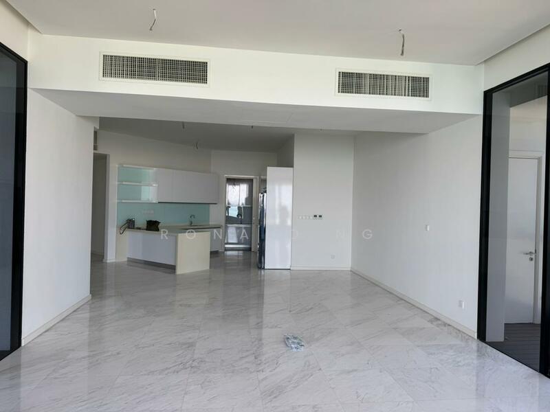 Setia V Residences untuk Untuk Dijual - RM 4,100,000, Mac 2026 - Living Room - PropertyGuru.com.my