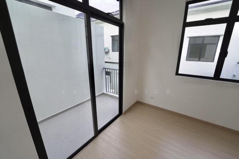 Eco Botanic untuk Untuk Dijual - RM 1,350,000, Mac 2026 - Balcony - PropertyGuru.com.my