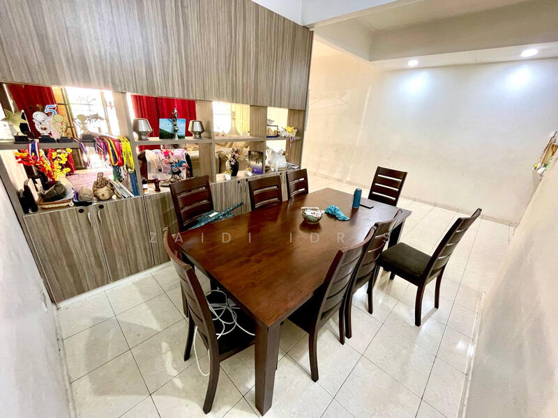 2-storey Terraced House for Sale in Bandar Nusaputra (Puchong) - Zaidi Idris - Dining Room - PropertyGuru.com.my