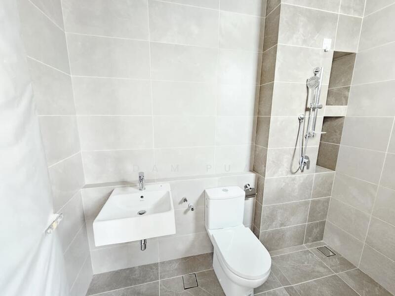 [Corner Lot] Jade Hill 2-sty Terrace untuk Untuk Dijual - RM 1,850,000, Mac 2026 - Bathroom - PropertyGuru.com.my