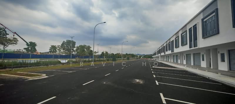 Shop for Rent in Sungai Buloh (Selangor) - Travic Ho - Exterior - PropertyGuru.com.my