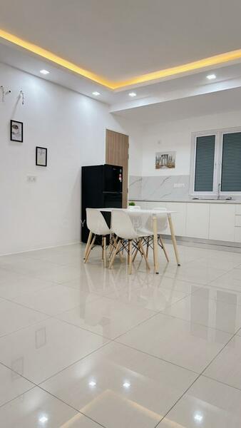 Condominium for Rent at QuayWest Residence - Cynthia Ann - Kitchen - PropertyGuru.com.my