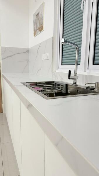 Condominium for Rent at QuayWest Residence - Cynthia Ann - Kitchen - PropertyGuru.com.my