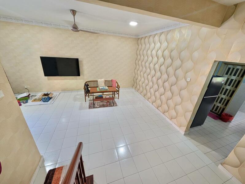 Desa Coalfields untuk Untuk Dijual - RM 449,000, Feb 2026 - Living Room - PropertyGuru.com.my