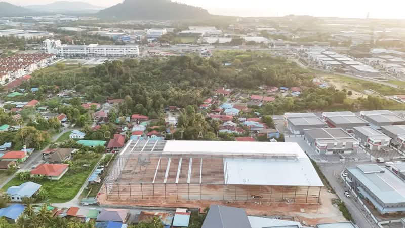 Warehouse for Rent in Perai (Penang) - Crystal Tee - Exterior - PropertyGuru.com.my