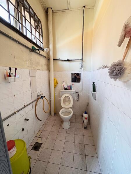 1-storey Terraced House for Sale in Taman Bintang Utama (Senai) - Constance Chan - Bathroom - PropertyGuru.com.my