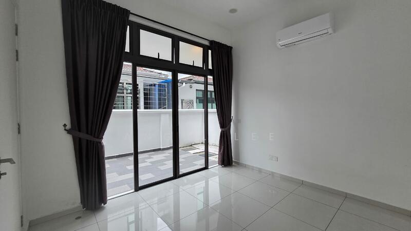 Eco Botanic untuk Untuk Dijual - RM 1,900,000, Apr 2026 - Balcony - PropertyGuru.com.my