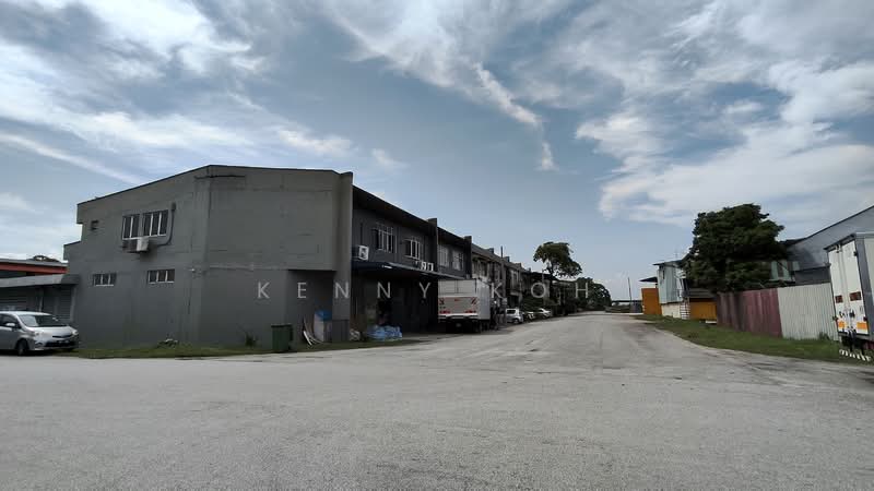 Terrace Factory for Rent in Seri Kembangan (Selangor) - Kenny Koh - Exterior - PropertyGuru.com.my