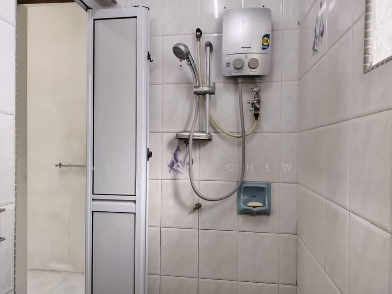 Pangsapuri Pelangi untuk Untuk Dijual - RM 300,000, Mac 2026 - Bathroom - PropertyGuru.com.my