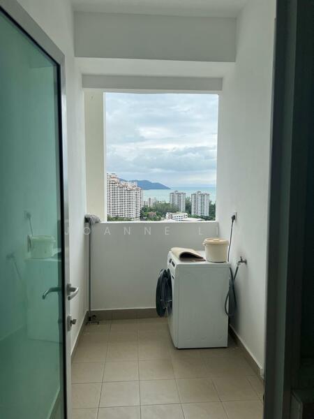 Ferringhi Residence 2 untuk Untuk Disewa - RM 3,200 /bulan, Apr 2026 - Balcony - PropertyGuru.com.my