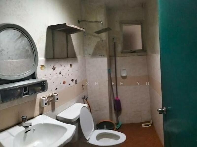 Sri Kenari Apartment untuk Untuk Dijual - RM 328,000, Mac 2026 - Bathroom - PropertyGuru.com.my