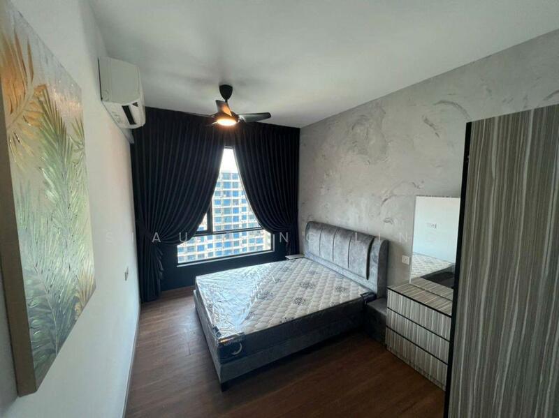 Service Residence for Sale at Country Garden Central Park - Siau Tong Ling - Bedroom - PropertyGuru.com.my