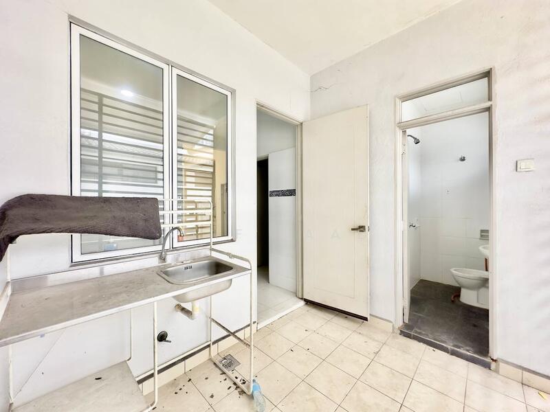 Terraced House for Sale in Shah Alam (Selangor) - Alif Saad - Bathroom - PropertyGuru.com.my