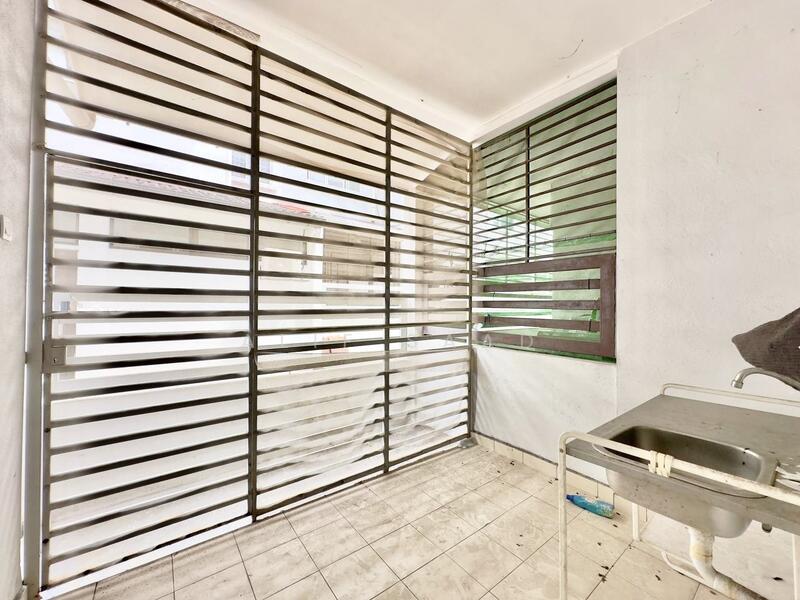 Terraced House for Sale in Shah Alam (Selangor) - Alif Saad - Balcony - PropertyGuru.com.my