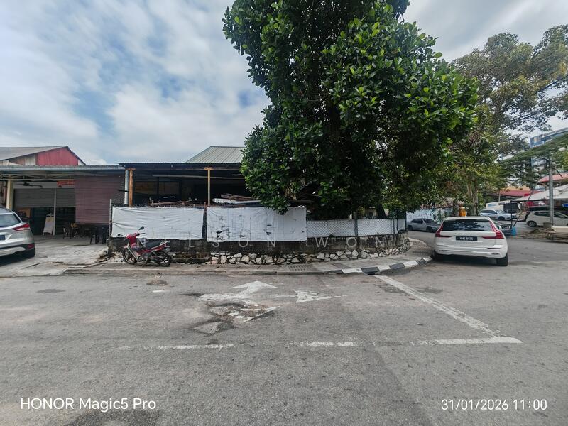 Shop for Sale in Kampung Baru Salak Selatan (Salak South) - Nelson Wong - Exterior - PropertyGuru.com.my