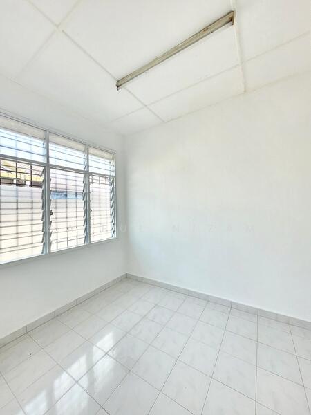 Taman Desaria Nilai untuk Untuk Dijual - RM 288,000, Apr 2026 - Interior - PropertyGuru.com.my