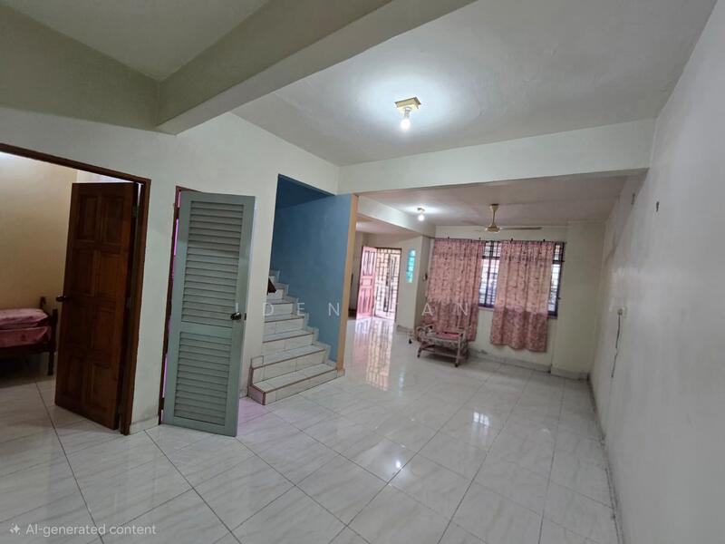 2-storey Terraced House for Sale in Taman Universiti (Skudai) - Iden Tan - Living Room - PropertyGuru.com.my