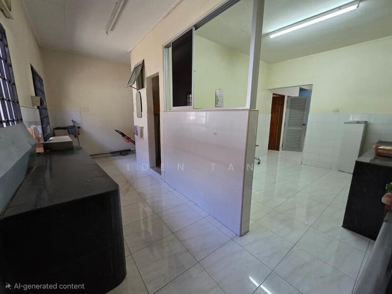 2-storey Terraced House for Sale in Taman Universiti (Skudai) - Iden Tan - Kitchen - PropertyGuru.com.my