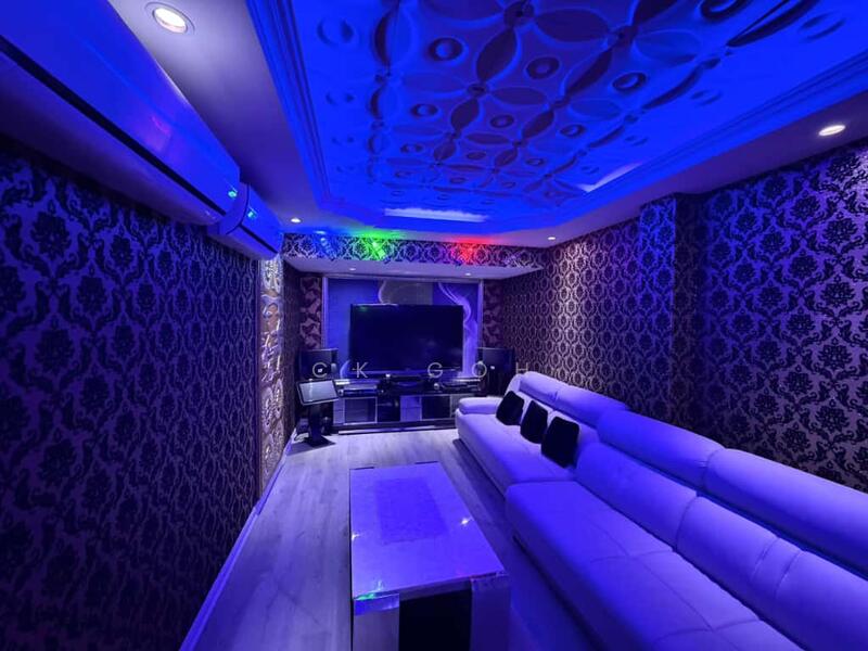 Karaoke Room