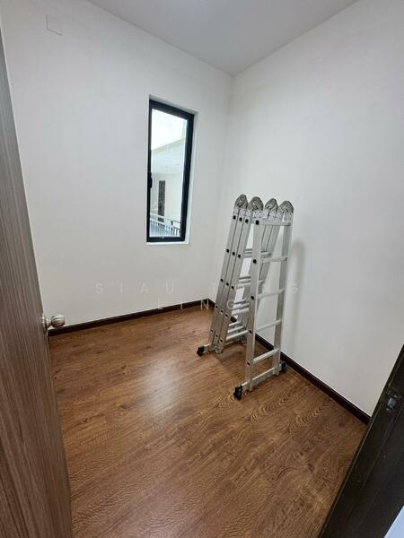 Service Residence for Rent at Country Garden Central Park - Siau Tong Ling - PropertyGuru.com.my