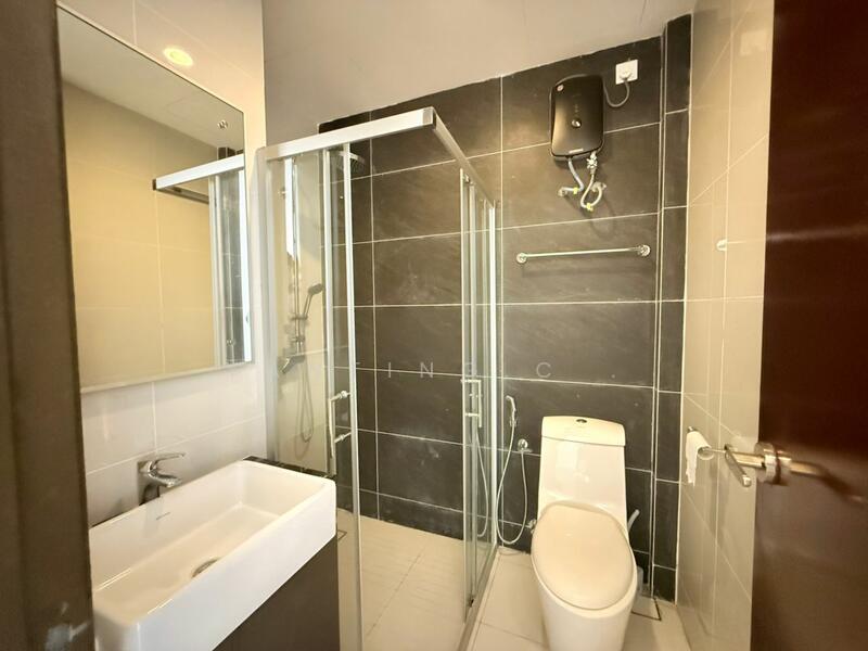 Condominium for Sale at Amberside @ Country Garden Danga Bay - YANTING.C . - Bathroom - PropertyGuru.com.my