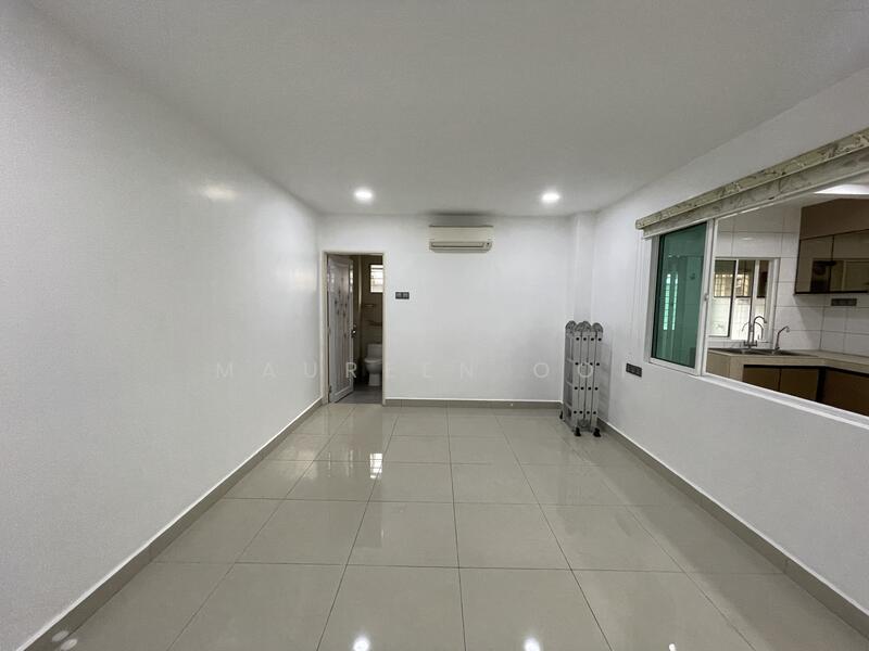 1.5-storey Terraced House for Sale in SS 3, Taman Universiti (Petaling Jaya) - Maureen Ooi - Living Room - PropertyGuru.com.my