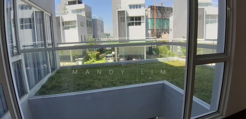 Zero-Lot Bungalow for Rent in Lakefront Villa (Cyberjaya) - Mandy Lim - Exterior - PropertyGuru.com.my
