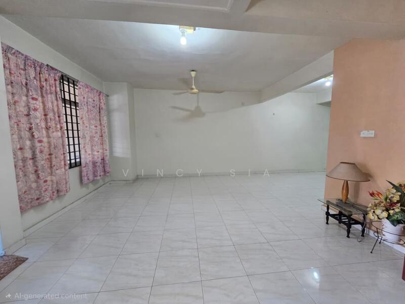 2-storey Terraced House for Sale in Taman Universiti (Skudai) - Vincy Sia - Living Room - PropertyGuru.com.my