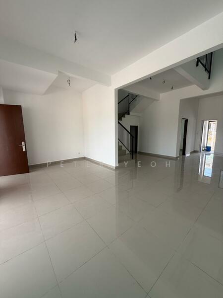 Putera Perdana untuk Untuk Dijual - RM 726,000, Feb 2026 - Living Room - PropertyGuru.com.my