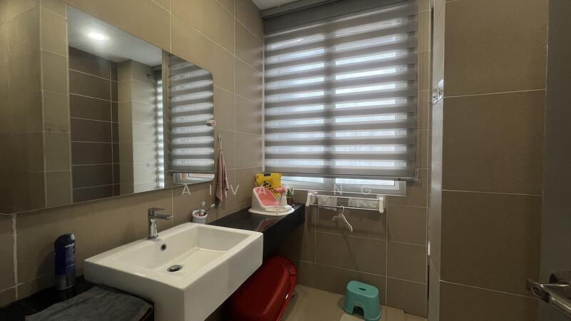 2-storey Terraced House for Sale in Taman Semanja (Kajang) - Aivan Ng - Bathroom - PropertyGuru.com.my