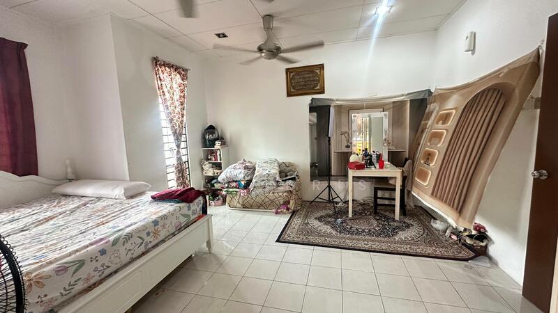 2-storey Terraced House for Sale in Setia Impian (Setia Alam) - Ali Idris - Bedroom - PropertyGuru.com.my