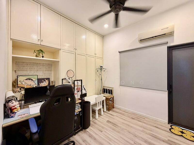 Terraced House for Sale in Gelugor (Penang) - Giselle Wong - Study - PropertyGuru.com.my