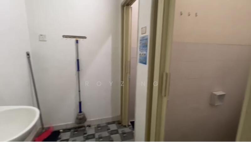 Shop / Office for Rent in Austin Perdana (Tebrau) - Royz Ng - Interior - PropertyGuru.com.my