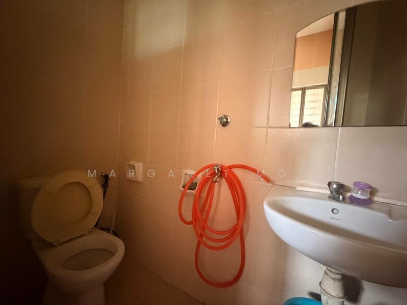 Sri Pulai Perdana @ Bungalow untuk Untuk Dijual - RM 1,630,000, Mac 2026 - Bathroom - PropertyGuru.com.my