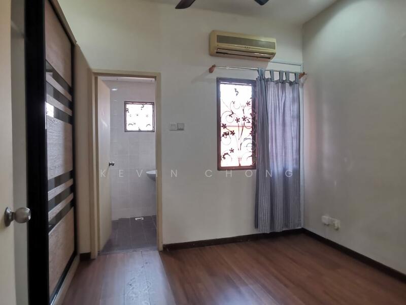 2-storey Terraced House for Sale in Cahaya Spk (Shah Alam) - Kevin Chong - Bedroom - PropertyGuru.com.my
