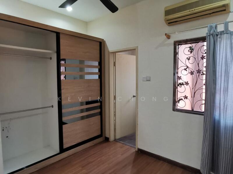 2-storey Terraced House for Sale in Cahaya Spk (Shah Alam) - Kevin Chong - Bedroom - PropertyGuru.com.my