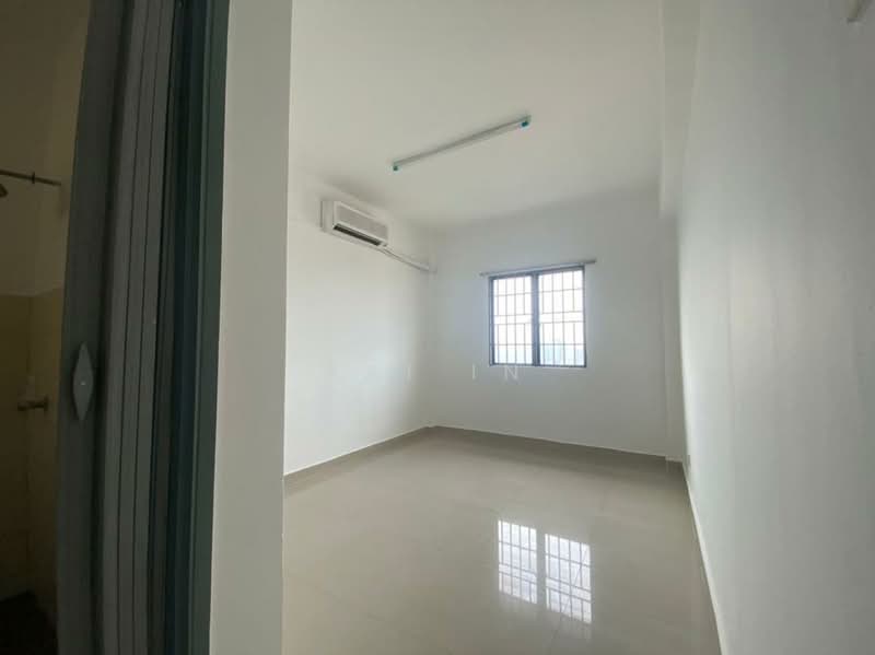 Apartment for Sale at Perdana Puri - Lai In - Bedroom - PropertyGuru.com.my