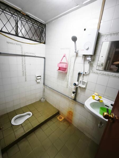 For Rent - Taman Pelangi Jalan Jingga