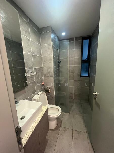 Millerz Square untuk Untuk Disewa - RM 3,500 /bulan, Mac 2026 - Bathroom - PropertyGuru.com.my