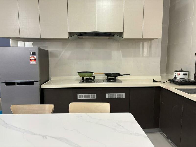 Condominium for Sale at Bay Point @ Country Garden Danga Bay - YANTING.C . - Kitchen - PropertyGuru.com.my