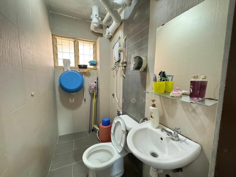 Apartment for Sale at Sri Bahagia Court - May Liong - Bathroom - PropertyGuru.com.my