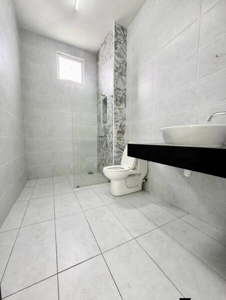 Cluster House for Sale in Skudai (Johor) - Yik Tat - Bathroom - PropertyGuru.com.my