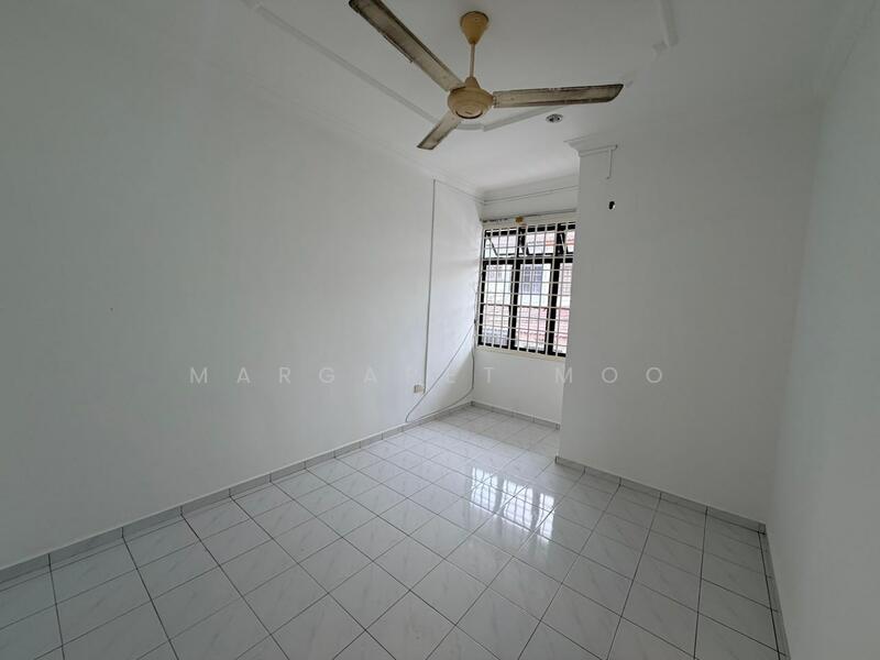 2-storey Terraced House for Sale in Taman Desa Cemerlang (Ulu Tiram) - Margaret Moo - Interior - PropertyGuru.com.my
