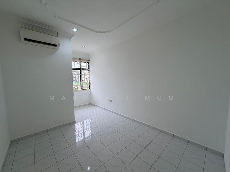 2-storey Terraced House for Sale in Taman Desa Cemerlang (Ulu Tiram) - Margaret Moo - Interior - PropertyGuru.com.my