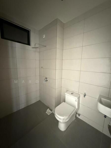 Service Residence for Sale at Meldrum Heights (Residensi Meldrum) - Margaret Moo - Bathroom - PropertyGuru.com.my