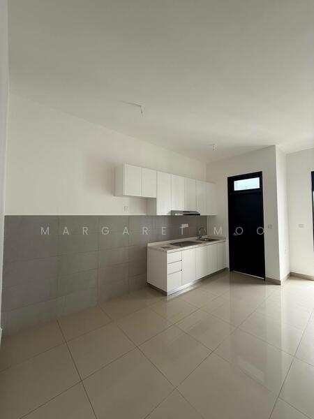 Service Residence for Sale at Meldrum Heights (Residensi Meldrum) - Margaret Moo - Kitchen - PropertyGuru.com.my