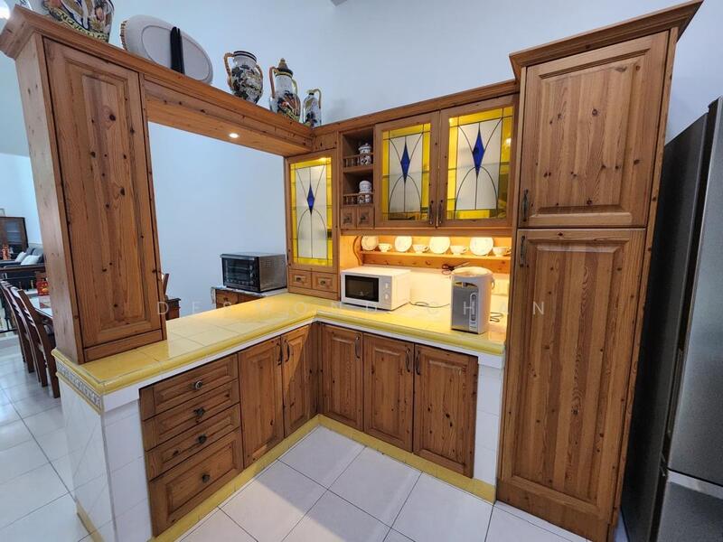 For Sale - Taman Sutera Utama