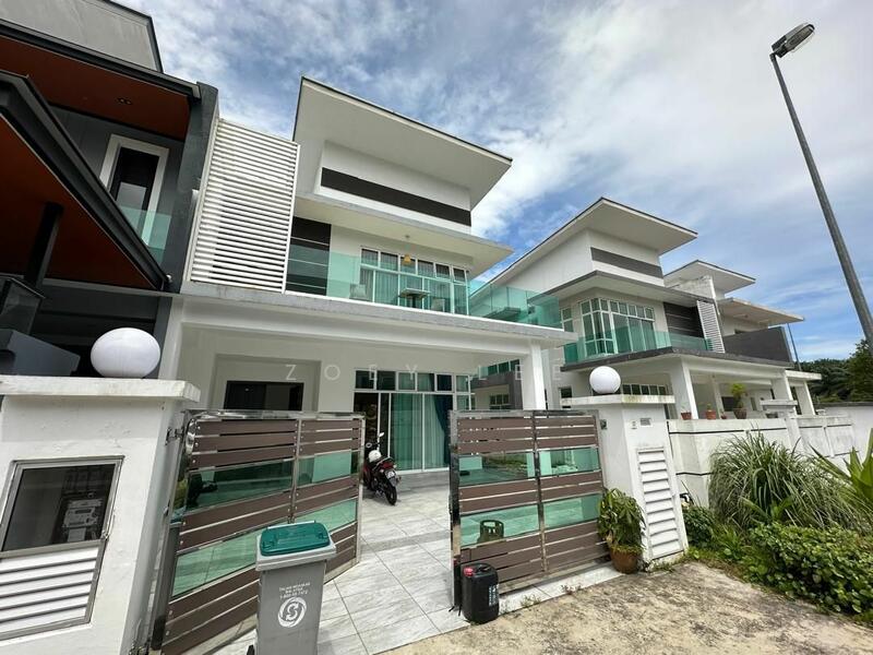 Cluster House for Sale in Skudai (Johor) - Zoey Lee - PropertyGuru.com.my